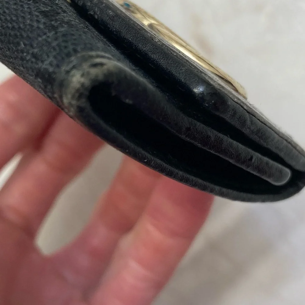 Gucci black signature canvas leather key holder